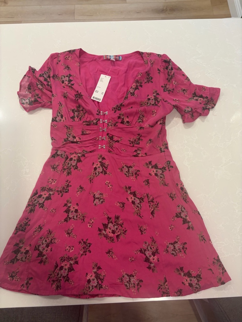 Urban Outfitters Floral Short-Sleeve Dress sz.large NWT